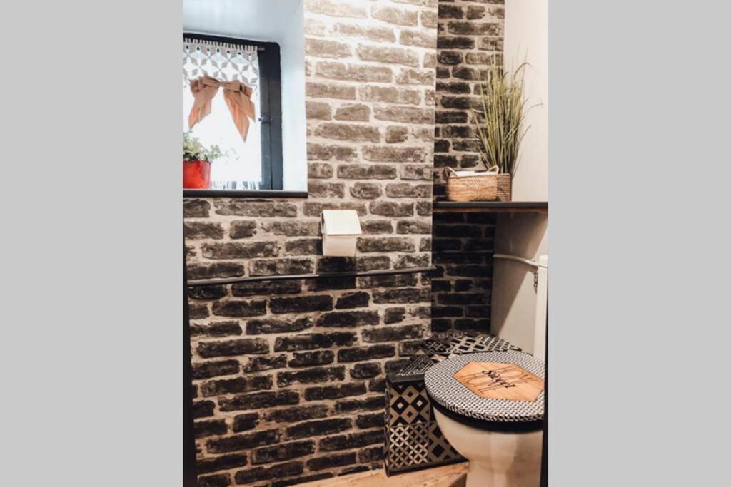 Appartement Romantique Parisien, Baignoire Retro Au Pied Du Lit Boulogne-sur-Mer Ngoại thất bức ảnh